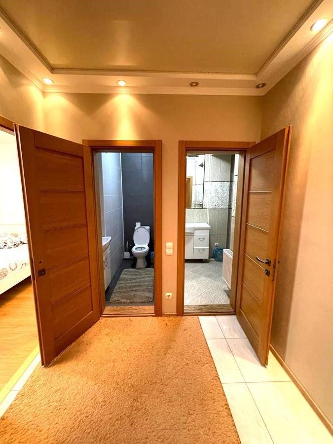 Large, Comfortable Apartment Chisinau Exterior foto